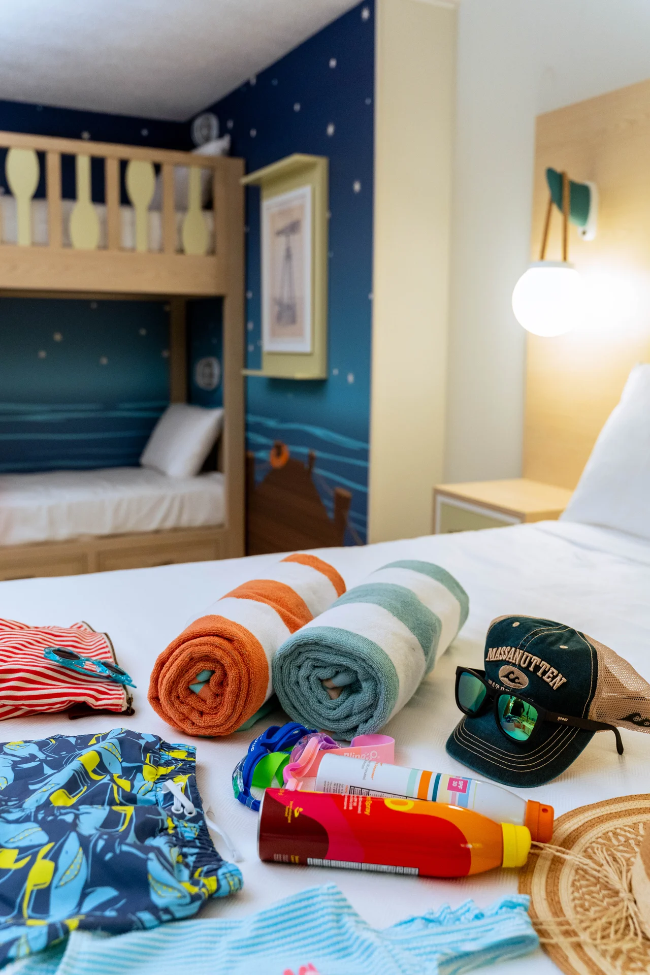 Massanutten shenandoah h2o waterpark themed bunk bed bedroom 008